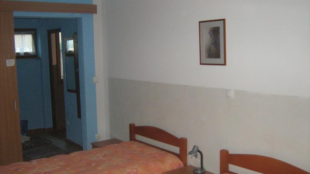 Farm Stay Lackovic Bilje الغرفة الصورة