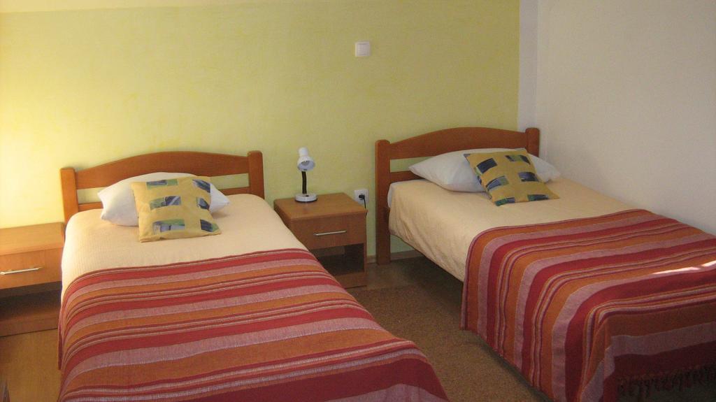 Farm Stay Lackovic Bilje الغرفة الصورة