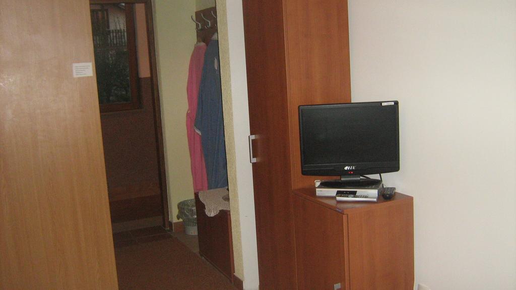Farm Stay Lackovic Bilje الغرفة الصورة